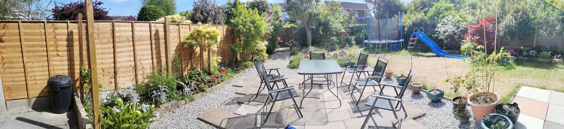 Flagged patio and overview of the garden